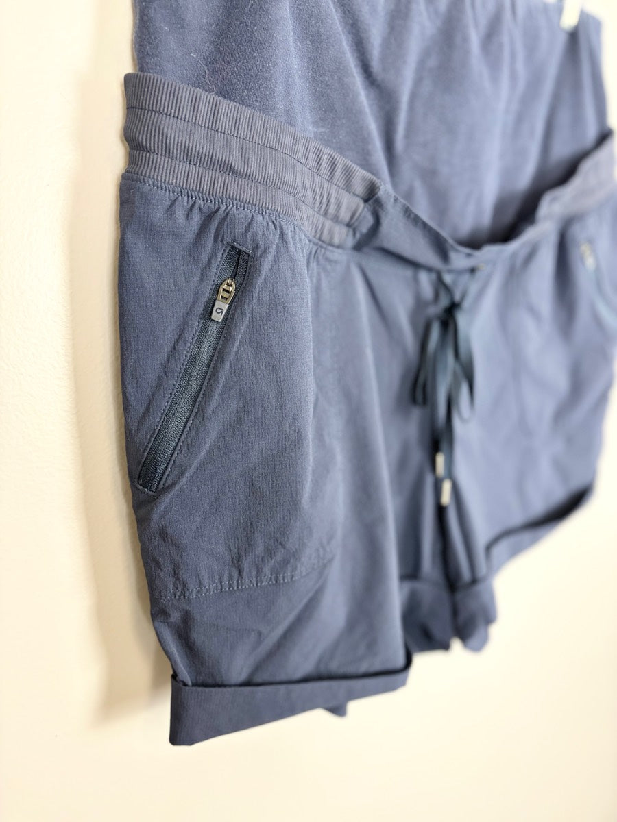 XL/16 - Old Navy Navy Blue Maternity Shorts