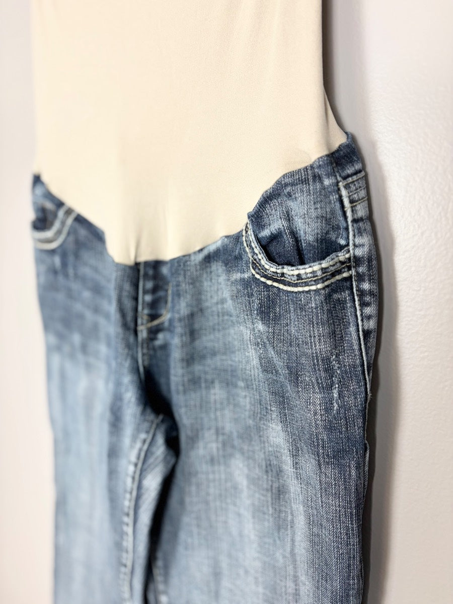 M - Jet Set Embellished Pocket Straight Leg Jeans