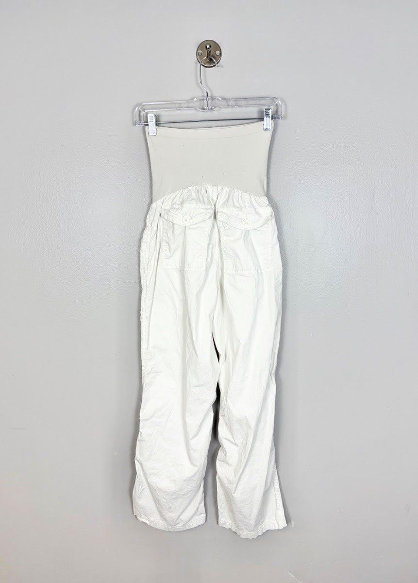 L - Motherhood White Stretch Summer Pants