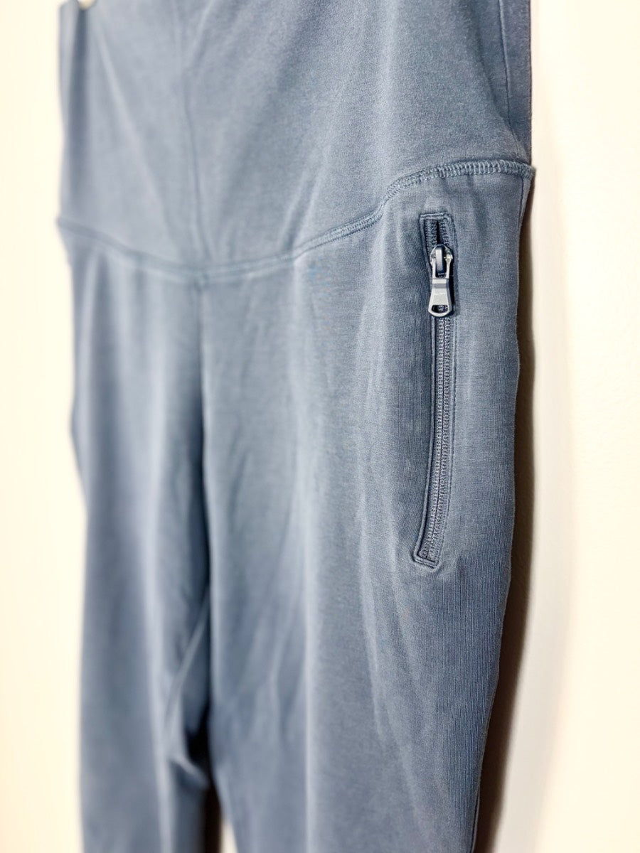 L - Old Navy Active Dusty Blue Joggers