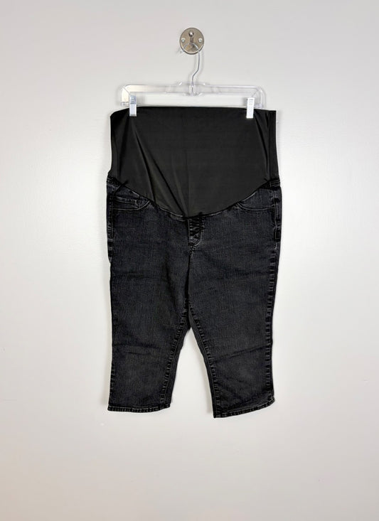 XL - Thyme Slim Fit Black Denim Capris